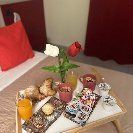 Victoria Hotel Pomigliano d'Arco Luaran gambar