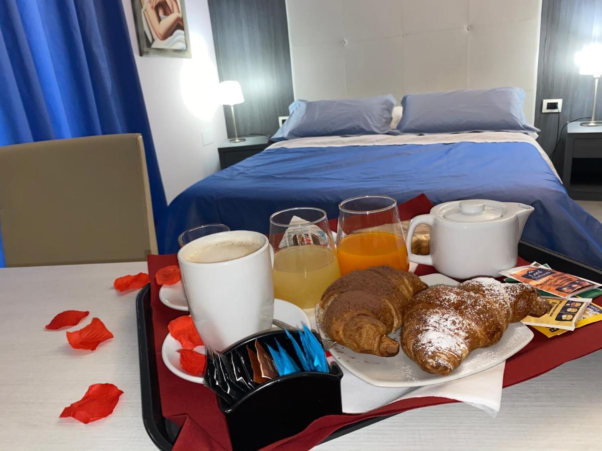 Victoria Hotel Pomigliano d'Arco Luaran gambar