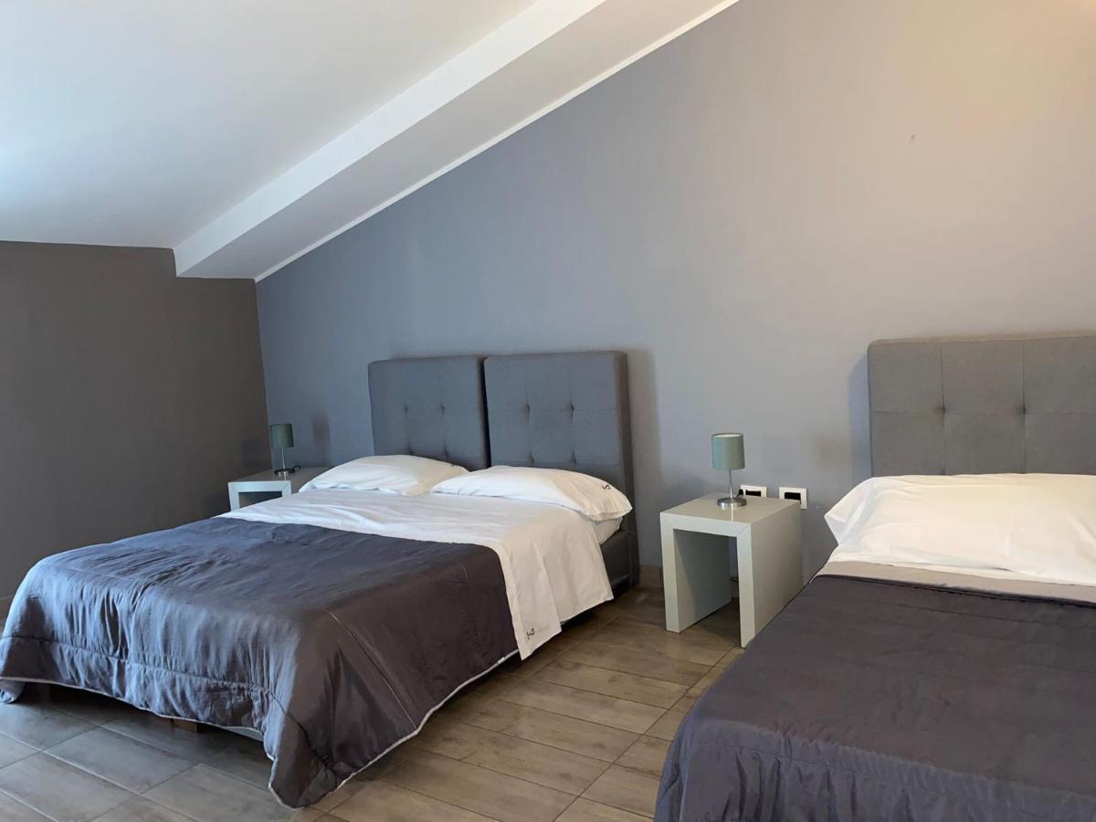 Victoria Hotel Pomigliano d'Arco Luaran gambar