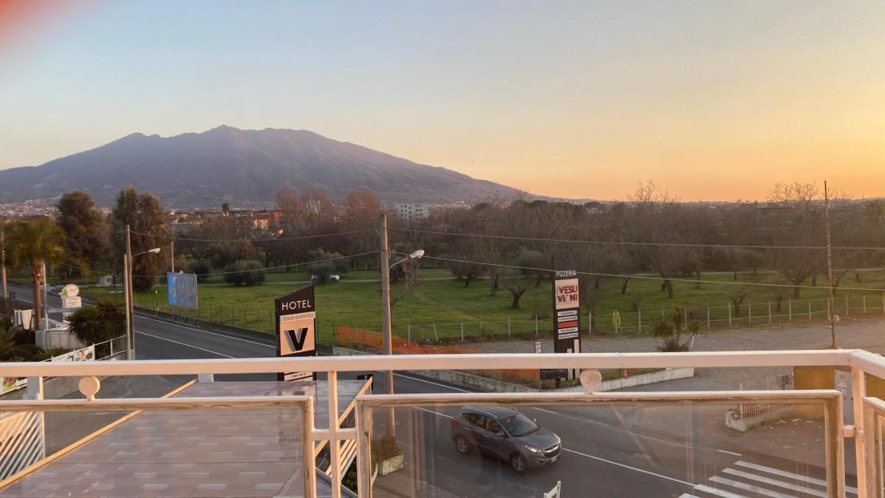 Victoria Hotel Pomigliano d'Arco Luaran gambar