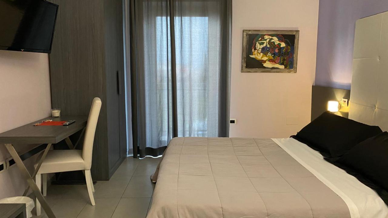 Victoria Hotel Pomigliano d'Arco Luaran gambar